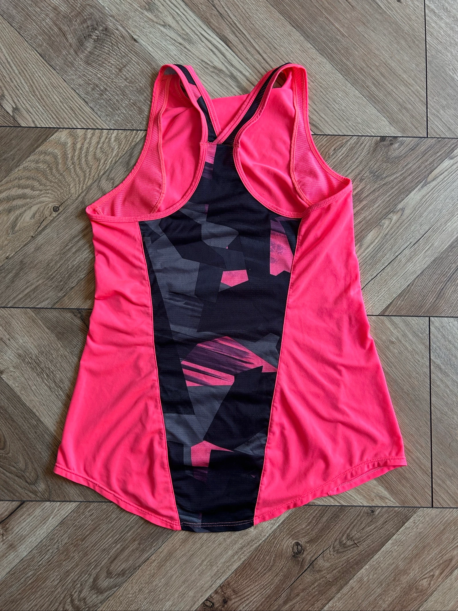 Domyos Fluorescent Pink Sports Tank Top / Back Design — Size S-M – photo 4